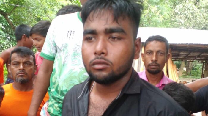 তানোরে মোটরসাইকেল চুরির সময় যুবক আটক