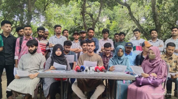 রাকসু নির্বাচনে ভিপি পদে প্রার্থিতা ঘোষণা করলেন আবদুল বারিক