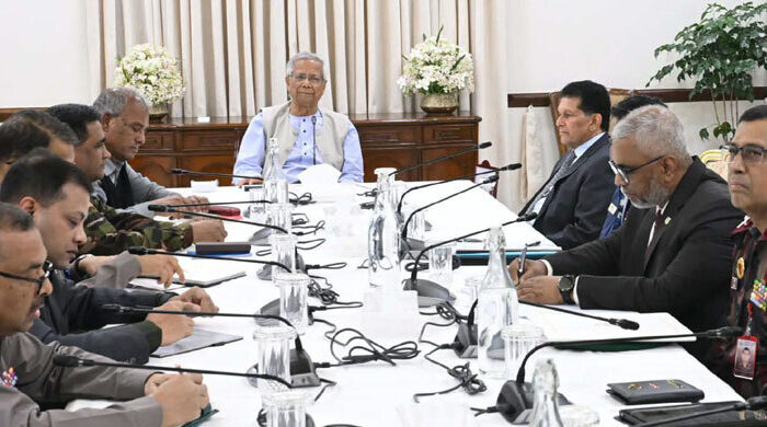 যে কোনো মূল্যে আইনশৃঙ্খলা পরিস্থিতি স্বাভাবিক রাখতে হবে