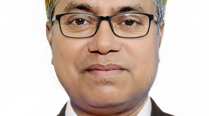 আদমদীঘি উপজেলার শ্রেষ্ঠ শিক্ষক তোফায়েল