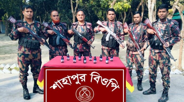 বিজিবির অভিযানে কোডিন সিরাপ জব্দ