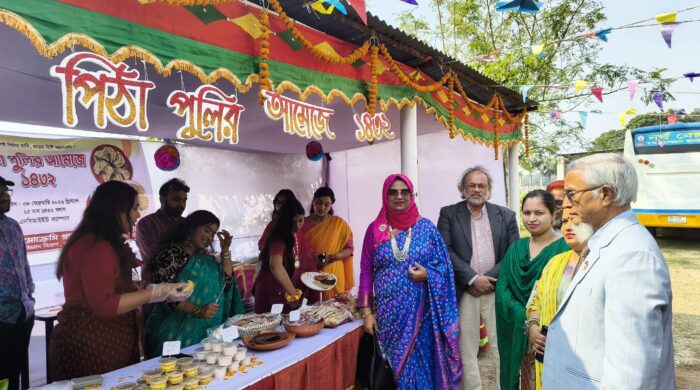 নর্থ বেঙ্গল ইন্টারন্যাশনাল ইউনিভার্সিটি রাষ্ট্রবিজ্ঞান বিভাগের উদ্যোগে পিঠা উৎসব