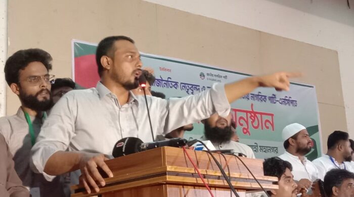 ভারতের সঙ্গে নতজানু পররাষ্ট্রনীতি চলবে না: নাসীরুদ্দীন পাটওয়ারী