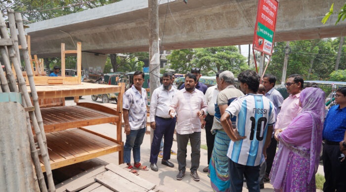 ফুটপাত দখলমুক্ত রাখতে ব্যবসায়ীদের সহযোগিতা চাইলেন রাসিক প্রশাসক