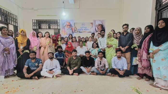 রাজশাহী কলেজ আবৃত্তি পরিষদের নবীনবরণ ও শিক্ষক উপদেষ্টার বিদায় সংবর্ধনা অনুষ্ঠিত