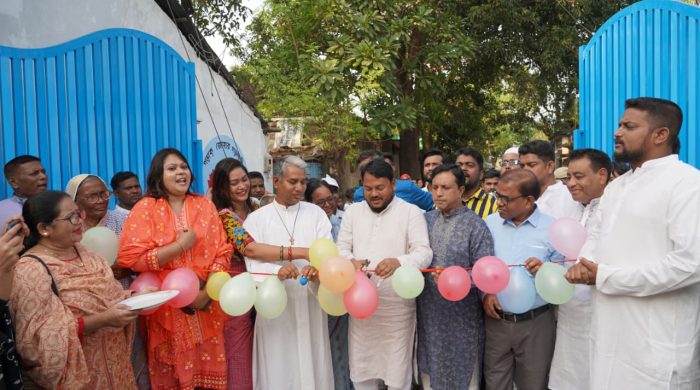 কয়েরদাঁড়া খ্রিস্টানপাড়ার প্রধান ফটক ও ইউনিব্লক রাস্তার উদ্বোধন